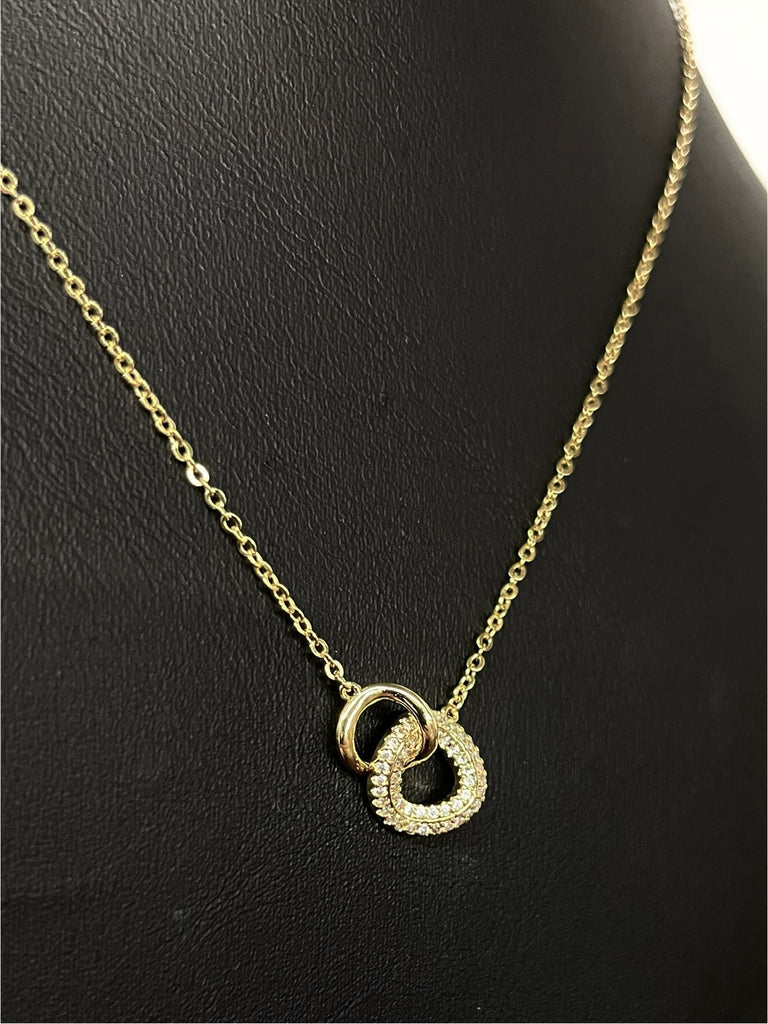 Lexi Interlock Pendant Necklace - Gold
