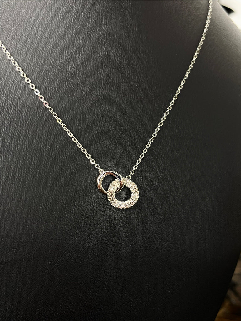 Lexi Interlock Pendant Necklace - Silver