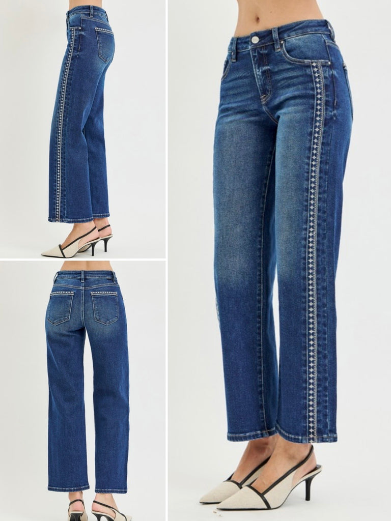 Tray Embroidered Mid-Rise Ankle Straight