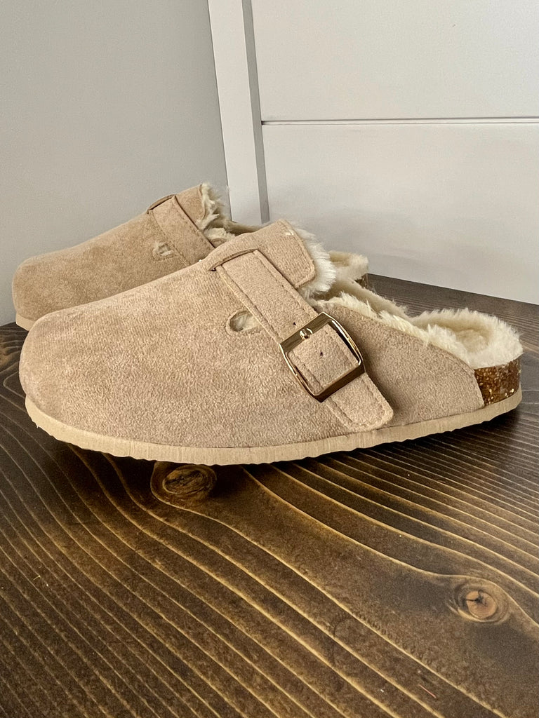 Maddie Fur-Lined Clog - Latte