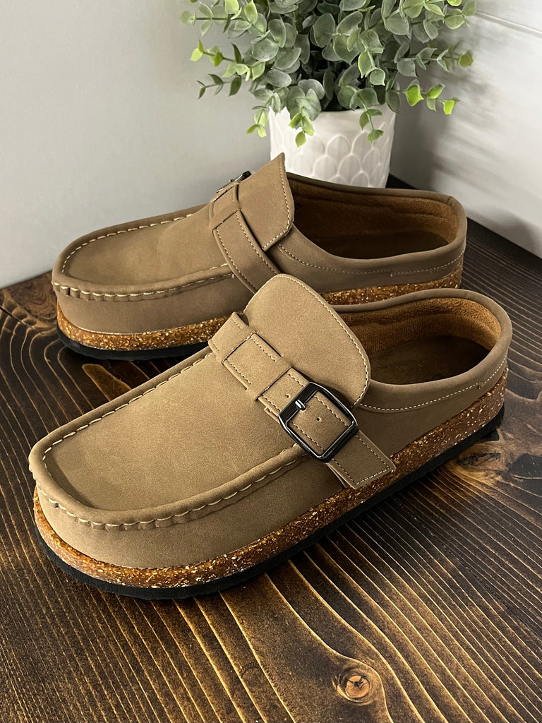 Reese Buckle Clog - Mocha
