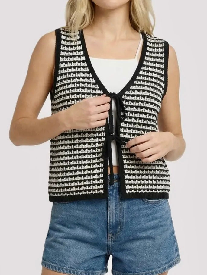 Jenn Tied Knit Vest - Black