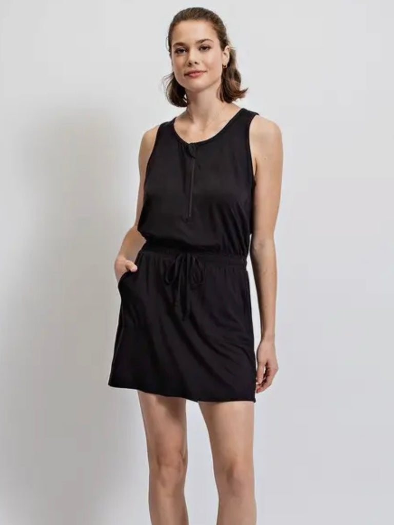 Maddie Essential Dress - Black