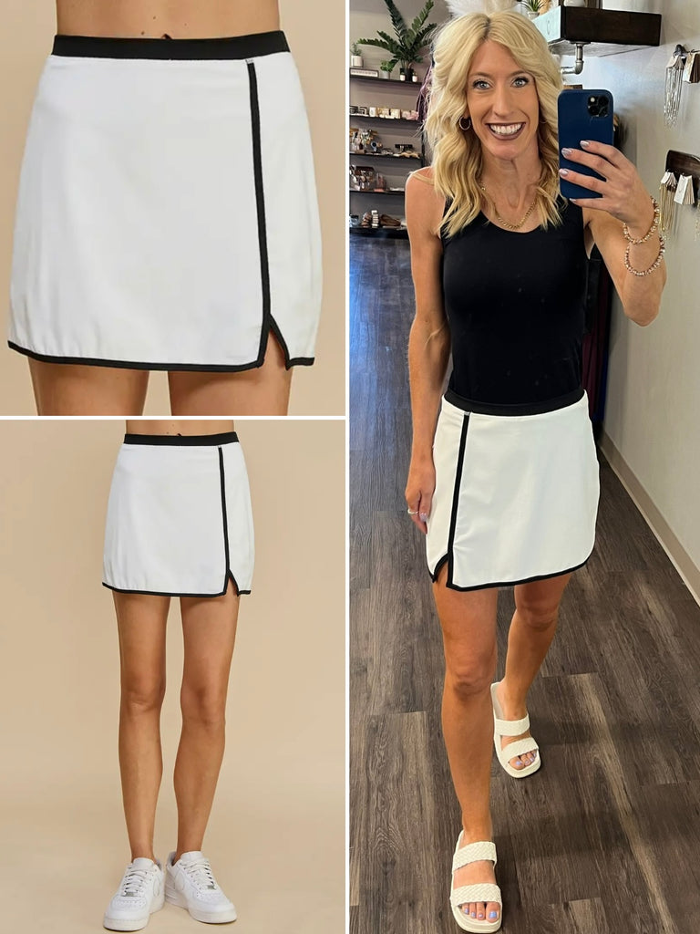 Mae Skort - White/Black