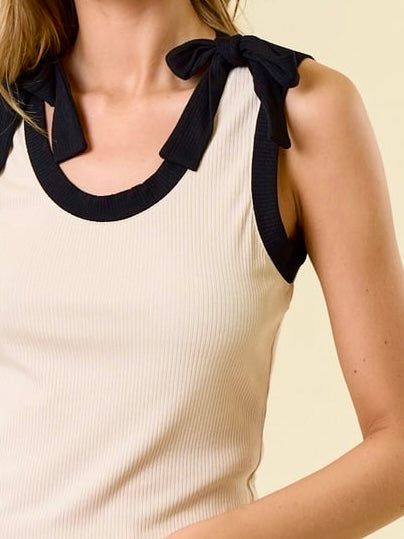 Lexi Contrast Tied Bow Tank - Black