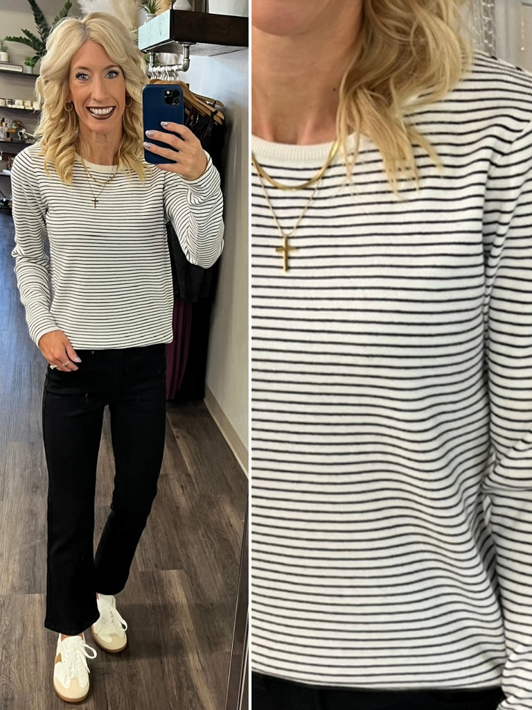 Bexley Pinstripe Lightweight Sweater - Ivory/Black