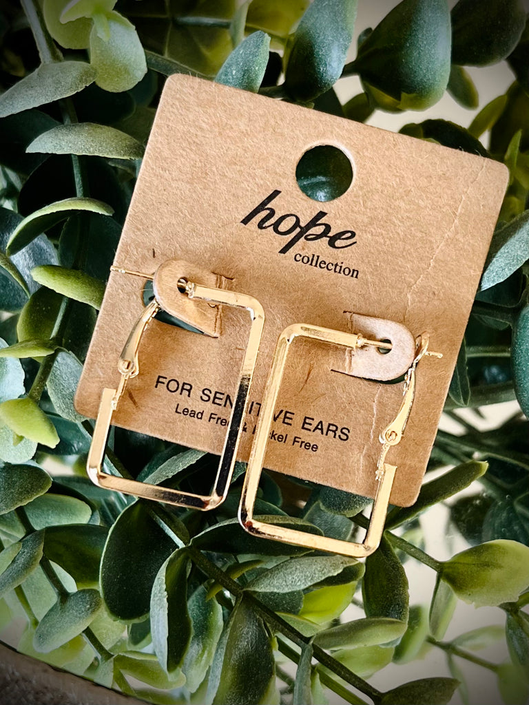 Riley Rectangle Hoops - Gold