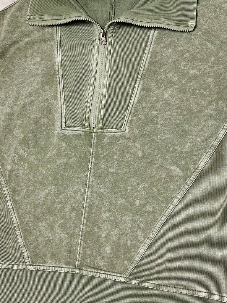 Chelsie Pullover - Acid Wash Sage