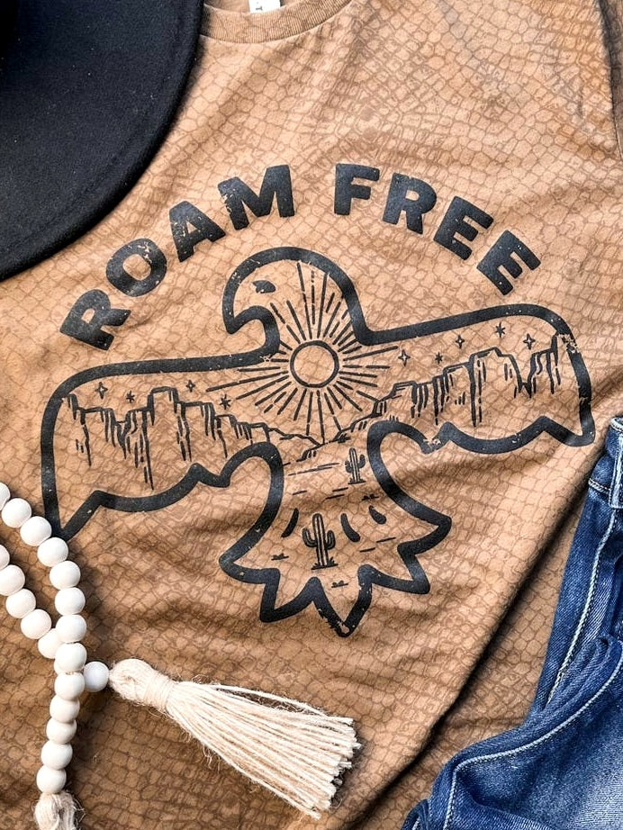 Roam Free Graphic Tee - Reptile