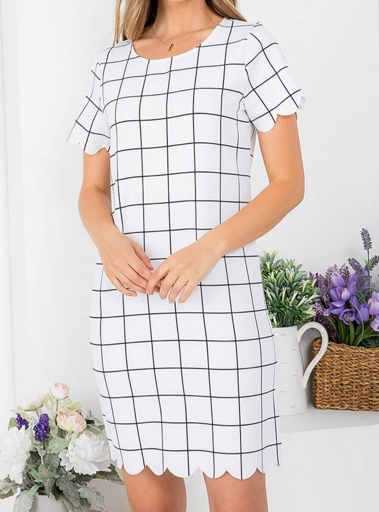 Jeninne Scalloped Hem Dress - Ivory/Black