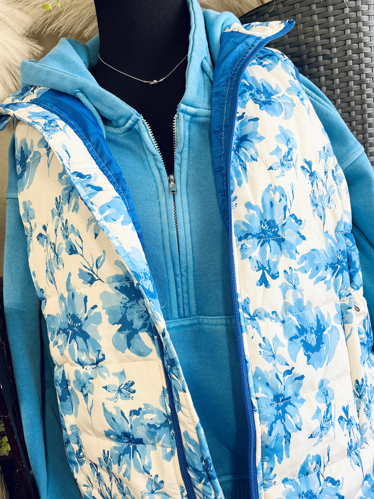 Delilah Puffer Vest- Blue Eternal Blossom