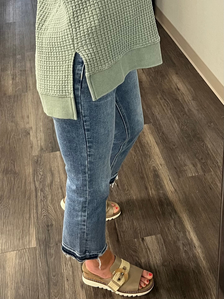 Regan Sage Knit V-Neck
