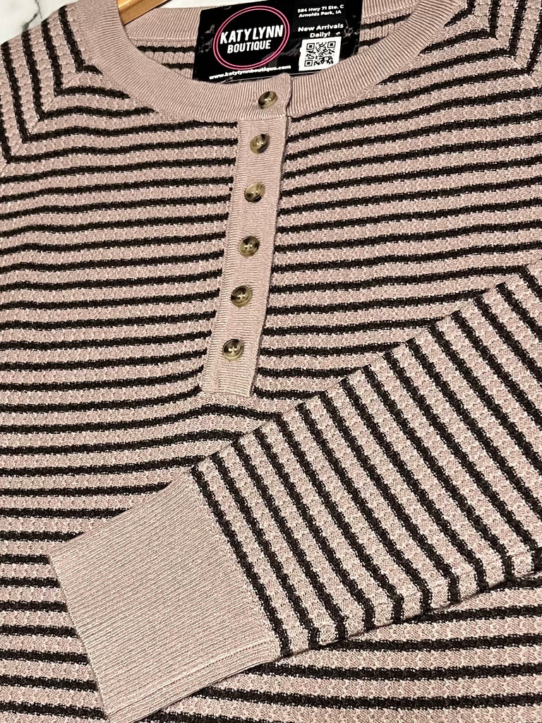 Raya Striped Waffle Crewneck - Taupe/Olive