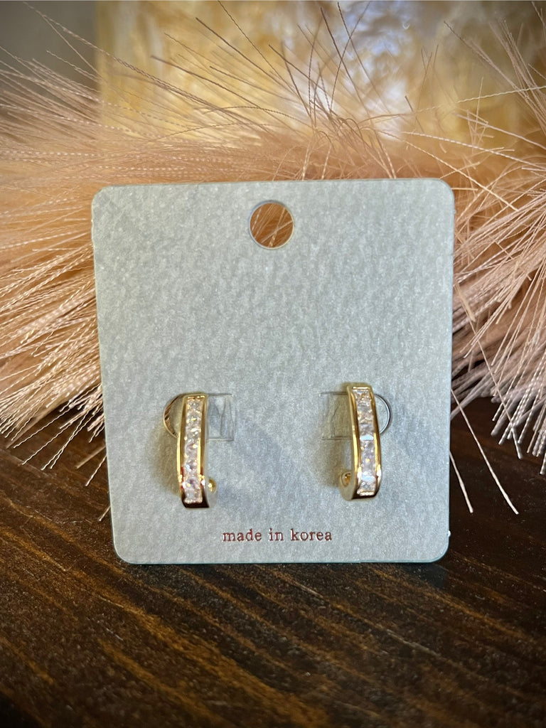 Corinne J Hoop Earrings - Gold