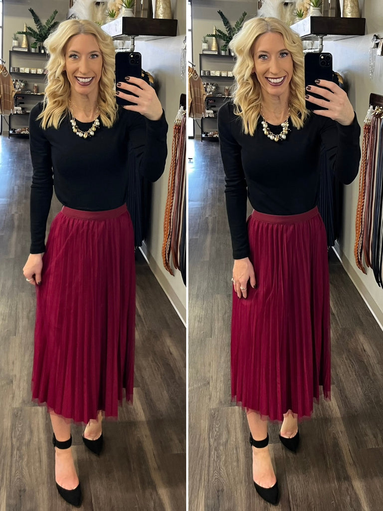 Gracie Pleated Shimmer Skirt - Raspberry