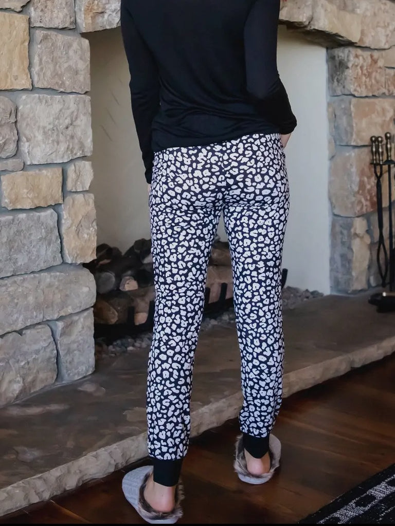 Terrin Leopard Joggers