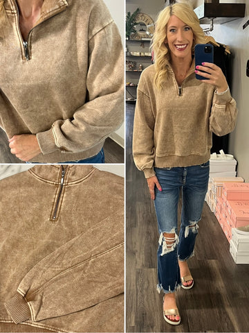 IOWA STATE Puff Gold Sweatshirt
