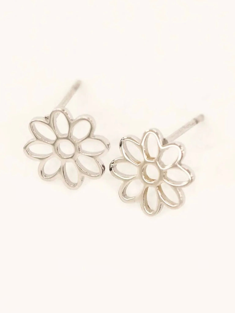 Daisy Stud Earrings - Silver