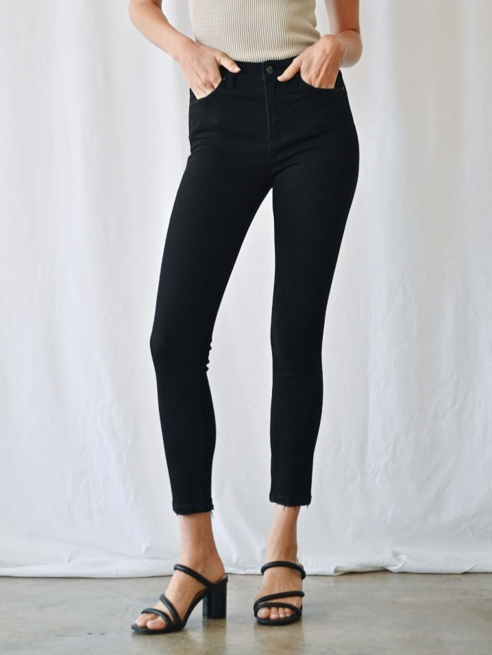 Noir High Rise Ankle Skinny - Black