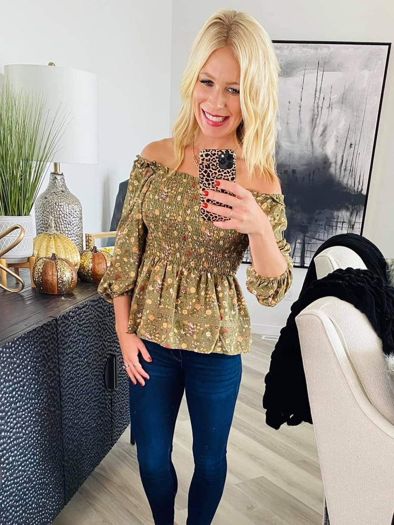 Leisa Olive Floral Flutter Blouse